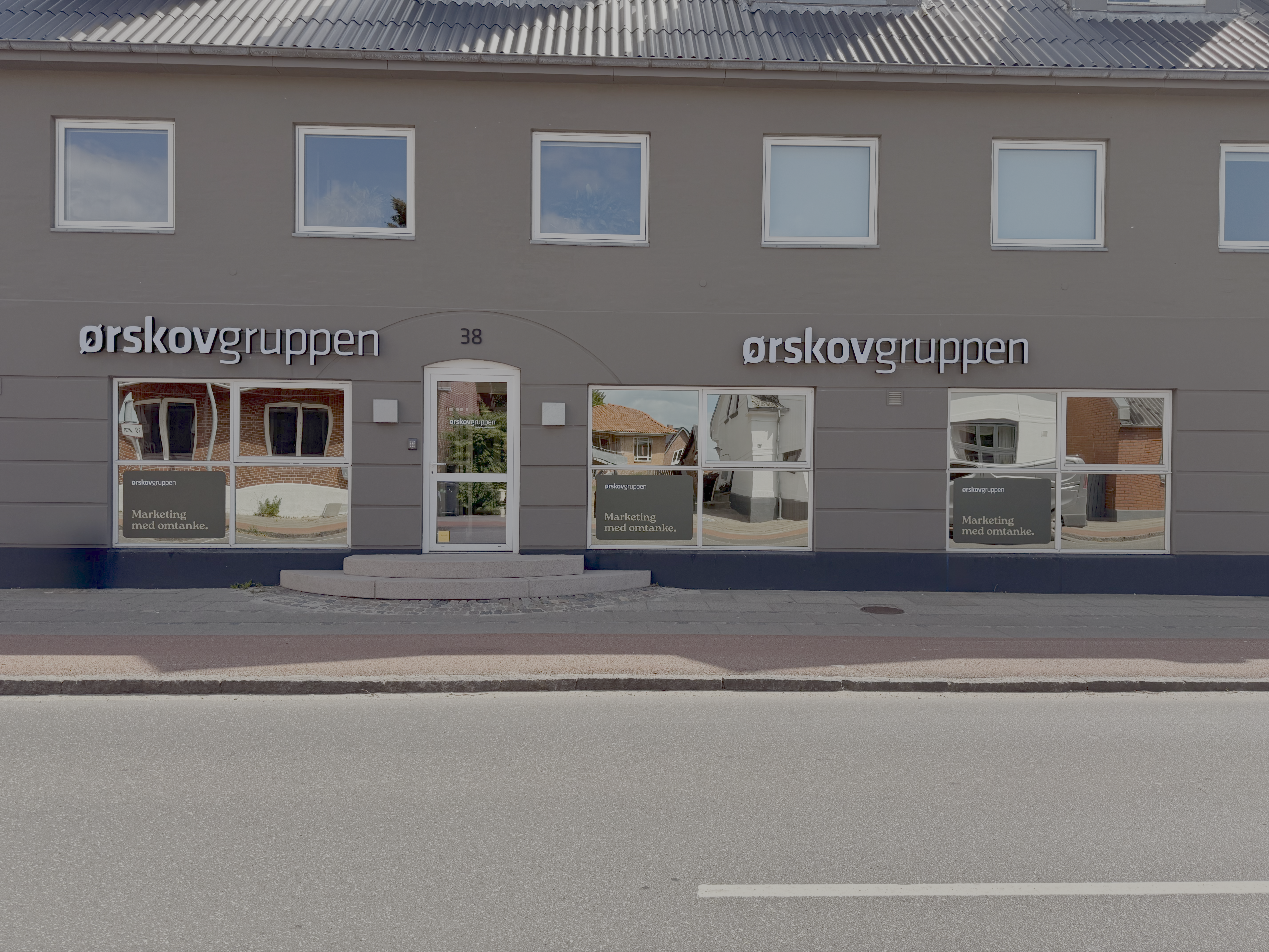 Ørskovgruppens facade i Østergade i Skjern